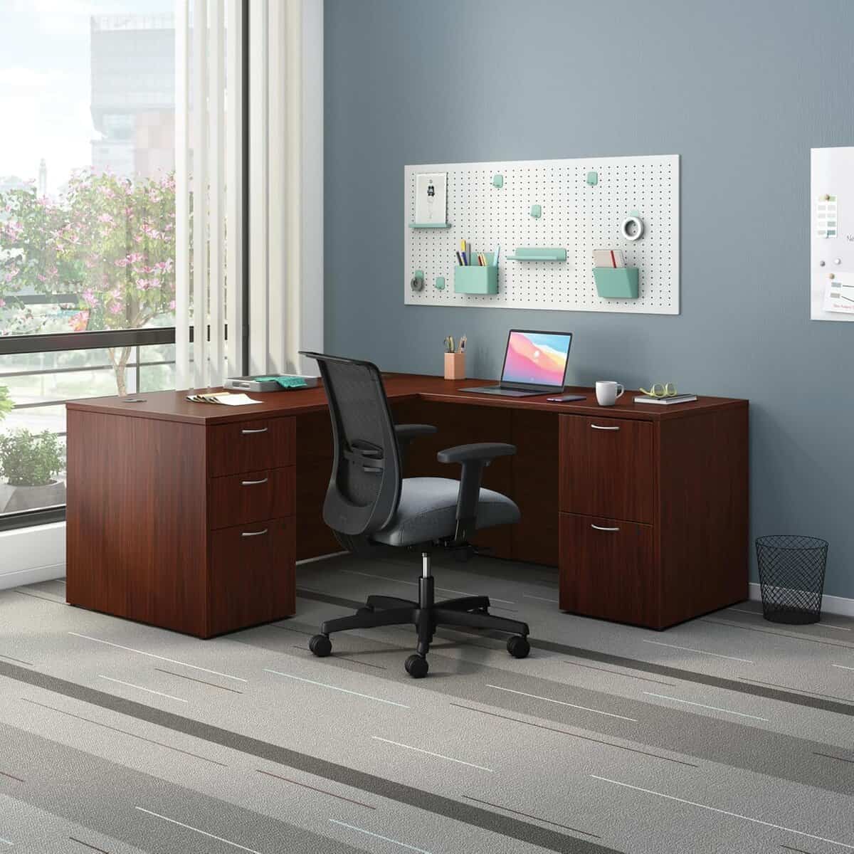 HON MOD L-Desk with Dual Pedestals