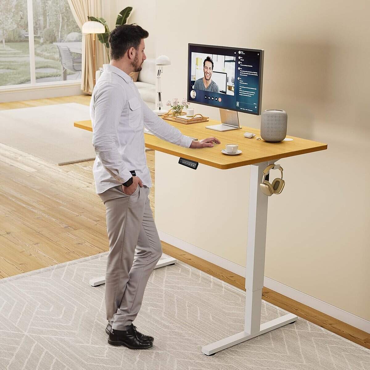SMUG 40x24 Inch Adjustable Height Electric Standing Desk